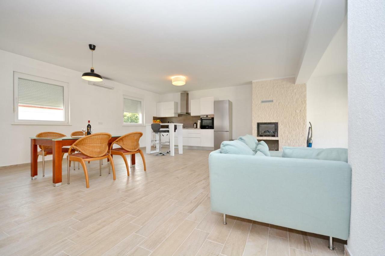 Apartment Pan ซาดาร์ ภายนอก รูปภาพ