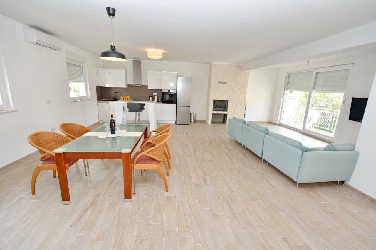 Apartment Pan ซาดาร์ ภายนอก รูปภาพ
